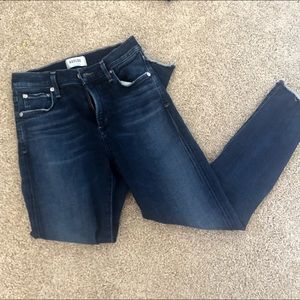Agolde Sophie crop size 25 jeans with raw hem